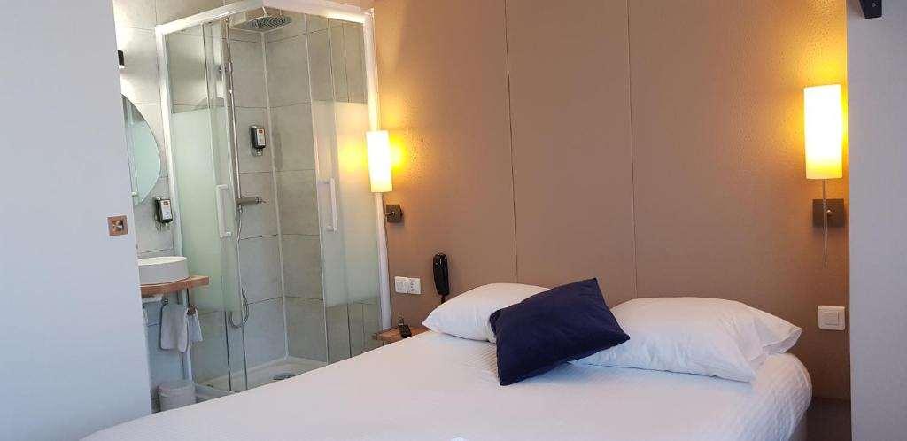 L'Hotel Bristol Caen Room photo